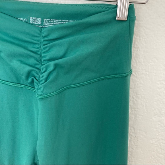 Victoria’s Secret High Waist Flare Green Leggings, Size XS - Picture 2 of 6